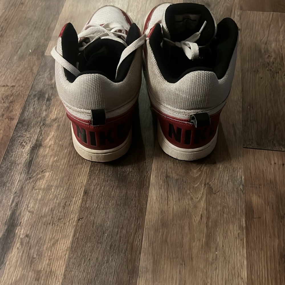 Nike retros - Picture 3 of 5